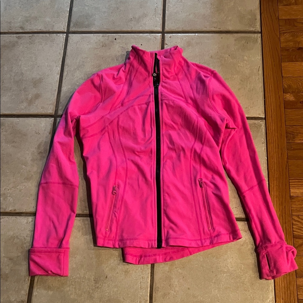 Lululemon Athletica Vibrant Pink define jacket.  Front zip black size 12